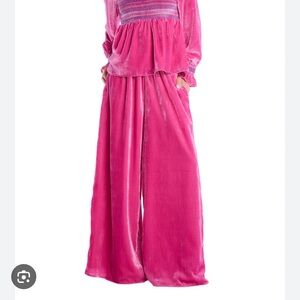 Allison New York Chic Fuchsia Velvet Women's Wide leg